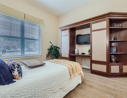 Sunny Vista Licing Center Skilled Nursing bedroom
