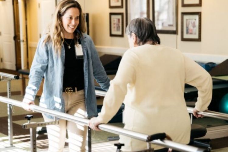 Sunny Vista Senior Living Community in Colorado Springs, CO - living center rehabilitation 18